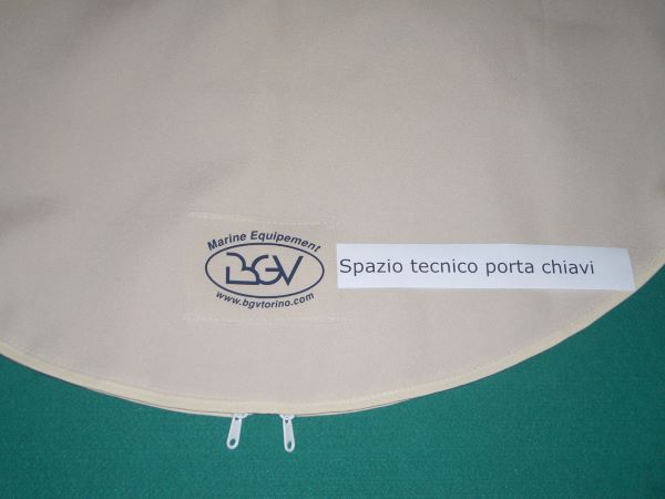 Particolare cuffia copri timone standard