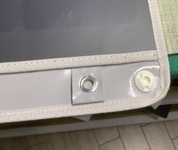 Particolare Chiusura Cartella Con Perfix 01.jpg